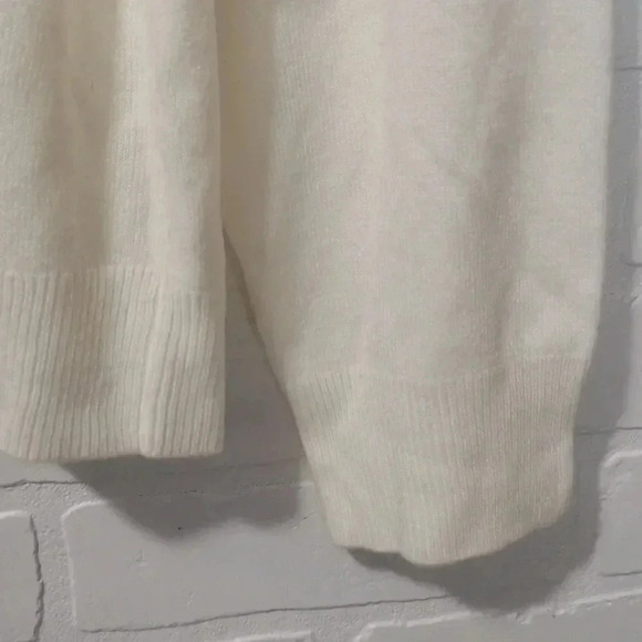 Karen Scott Cream Sweater - Picture 3 of 6